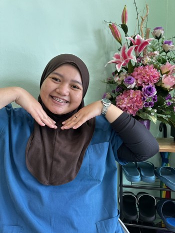 employee-in-millennium-care-dental